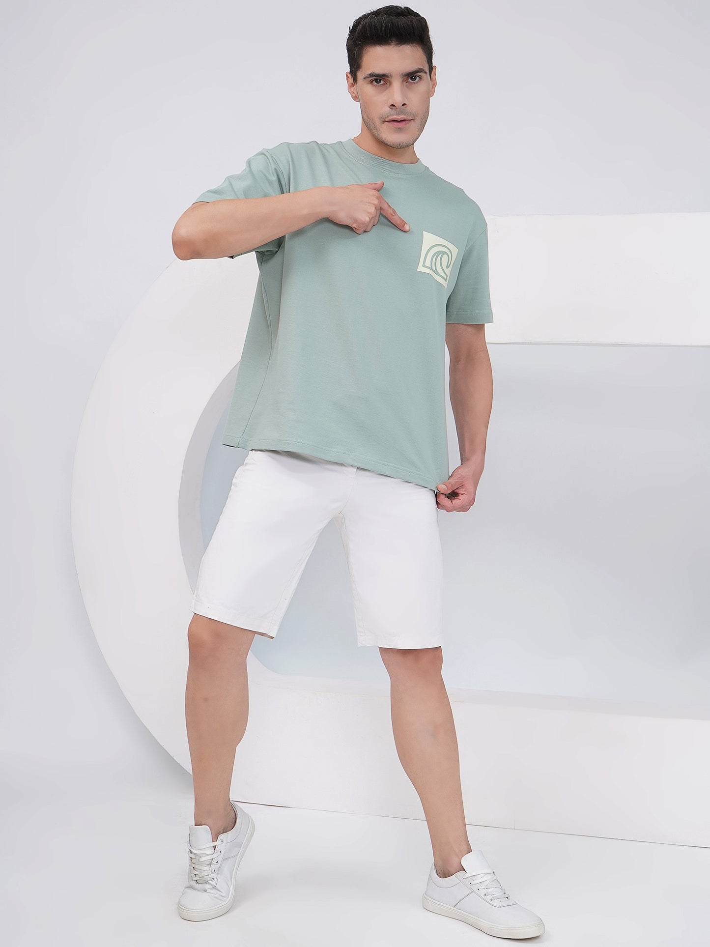 Sage Oversized Graphic T-Shirt- KMOT008