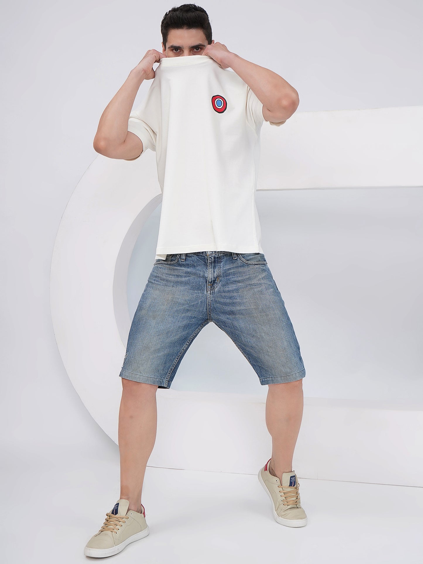 Off White Men’s Oversized Graphic Back Print T-Shirt- KMOT005