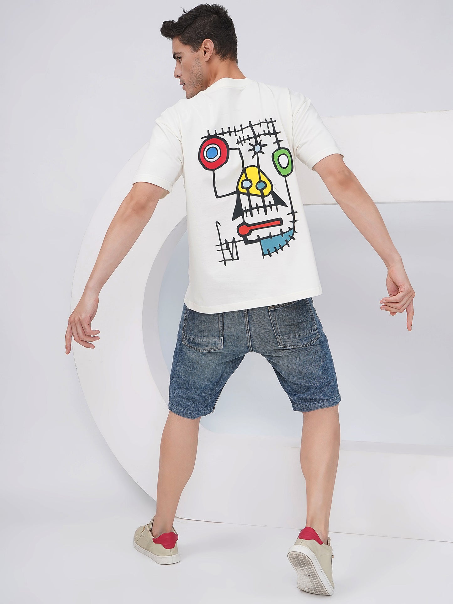 Off White Men’s Oversized Graphic Back Print T-Shirt- KMOT005