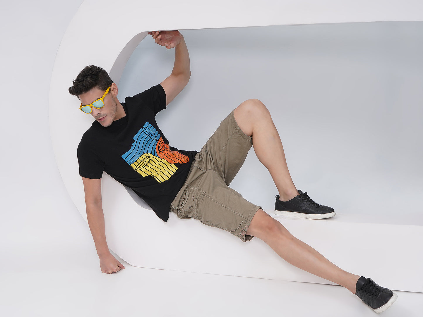 Men’s Black Graphic Print T-Shirt – KMRT003