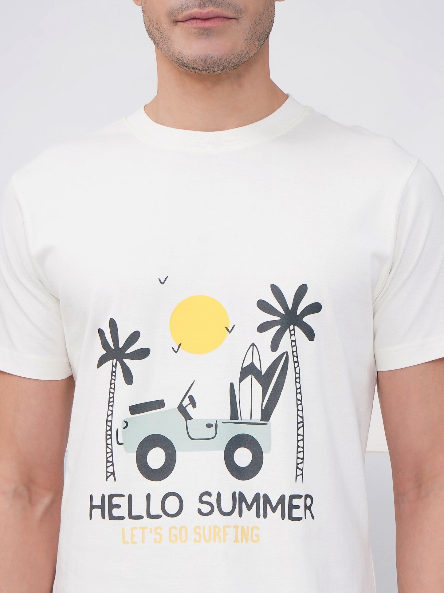 Off-White Men’s Graphic Print T-Shirt – KMRT005