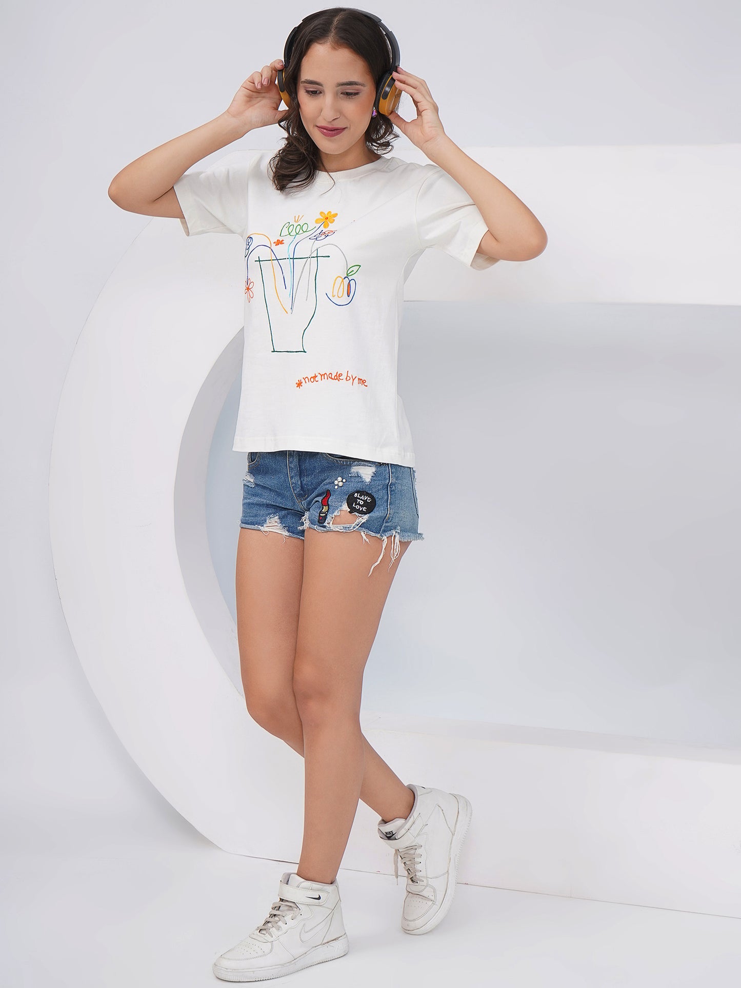 Women's Off-White Embroidered Regular Fit T-Shirt - KWRT010