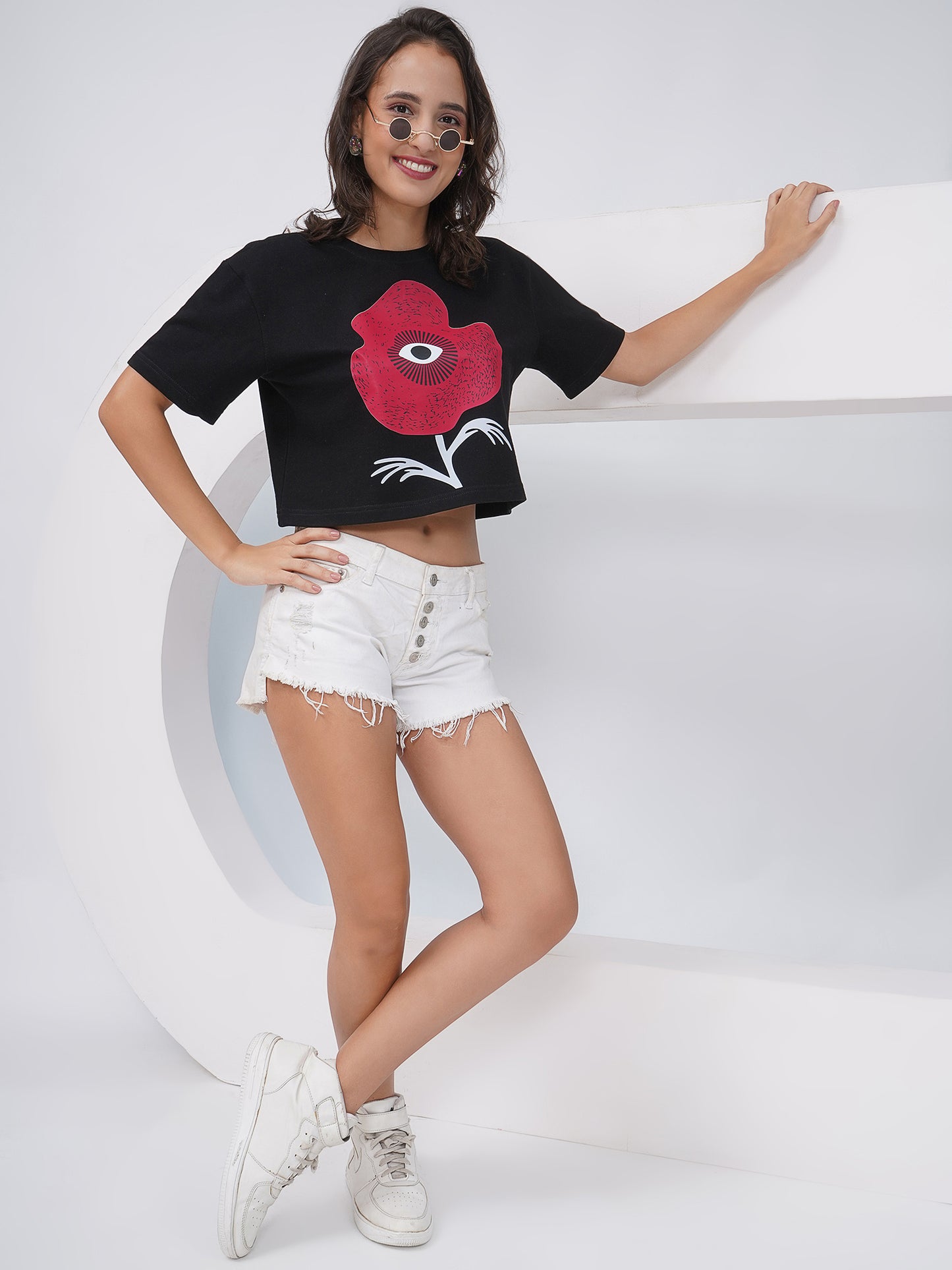 Black Oversized Graphic Print Crop Top- KWCT005