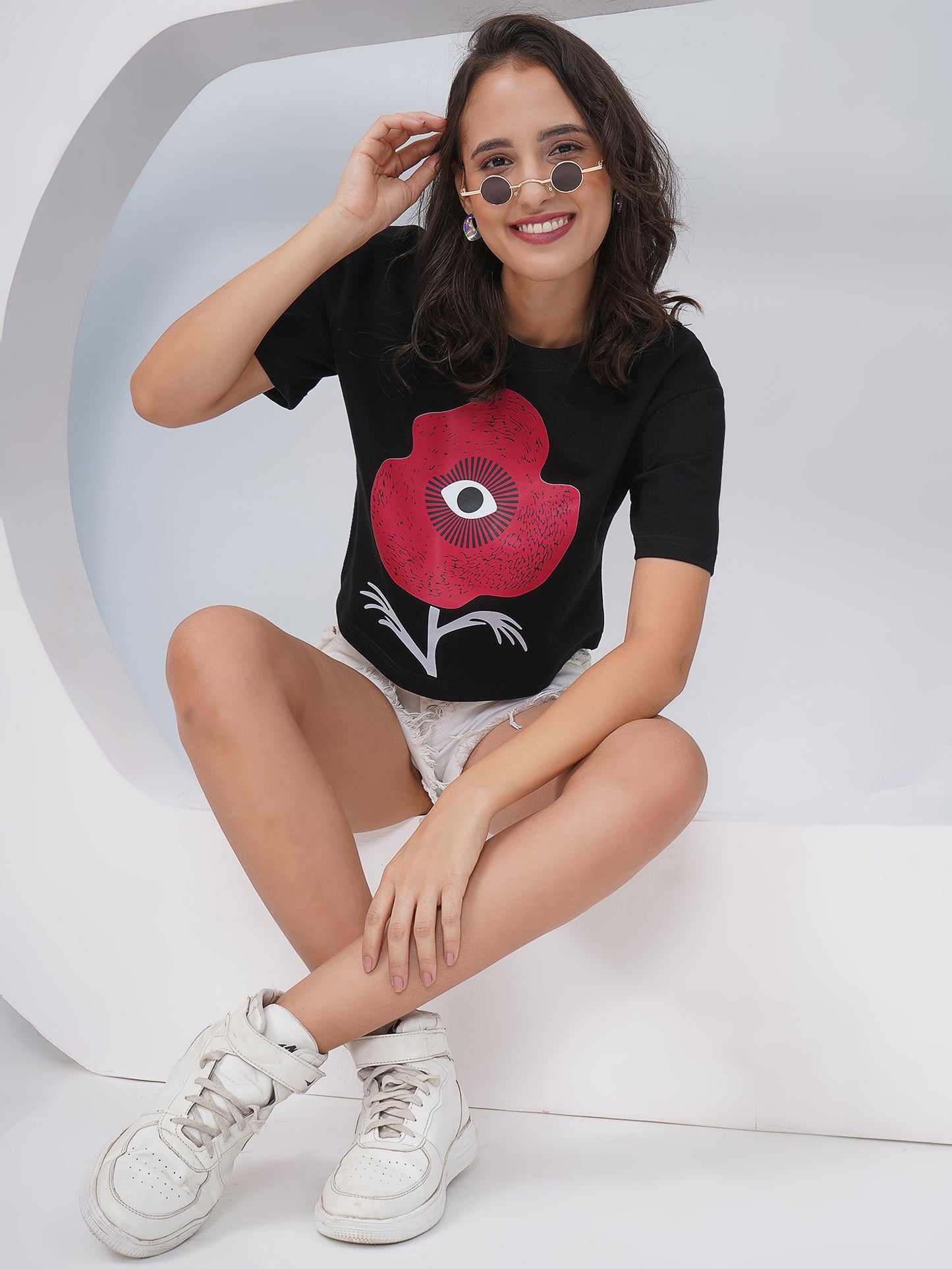 Black Oversized Graphic Print Crop Top- KWCT005