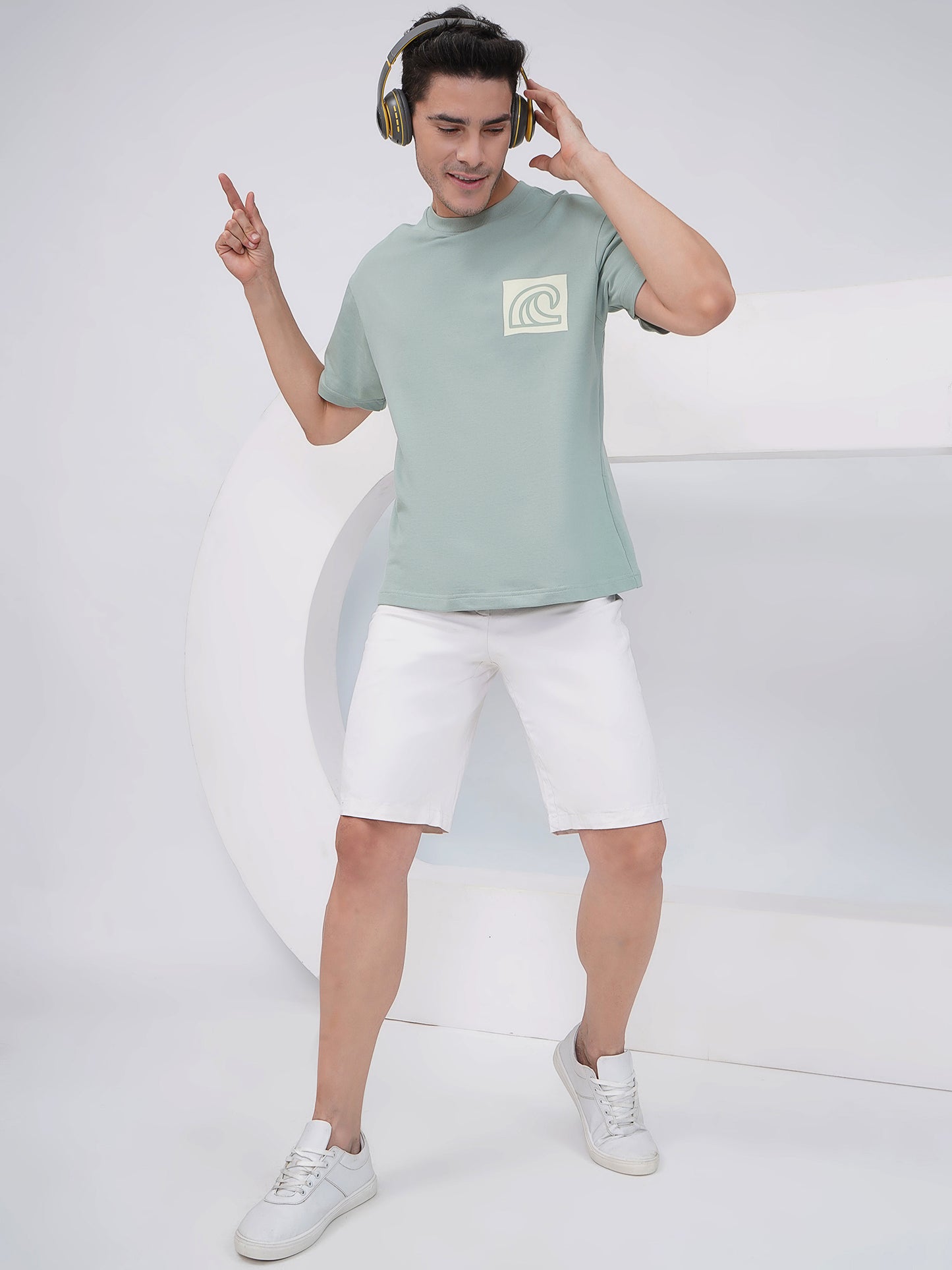 Sage Oversized Graphic T-Shirt- KMOT008