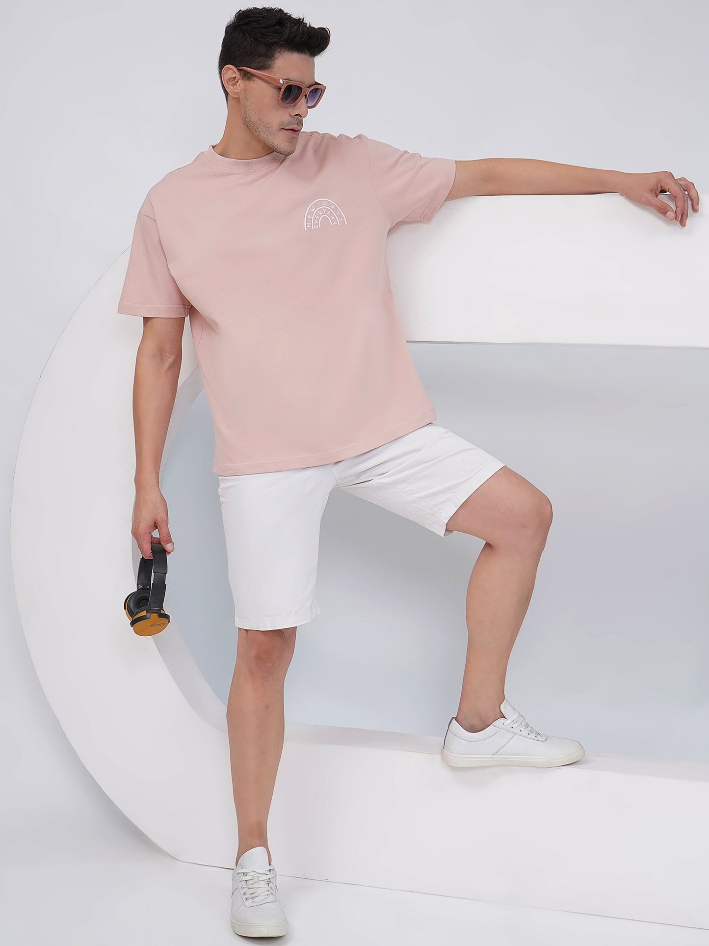 Dusty Pink Men’s Oversized Everyday Graphic T-Shirt – KMOT009