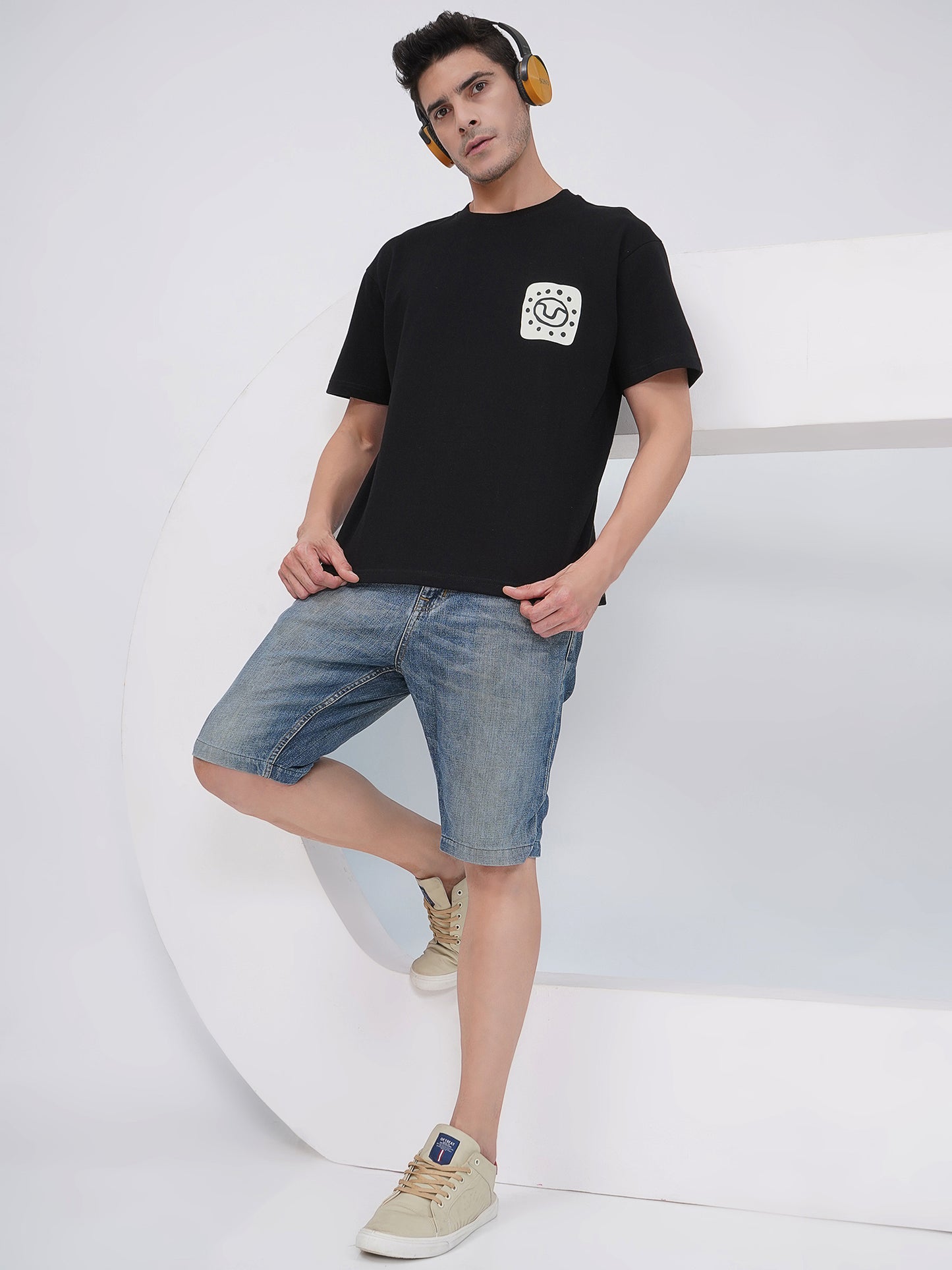 Black Men's Oversized T-Shirt with Back Print – KMOT004