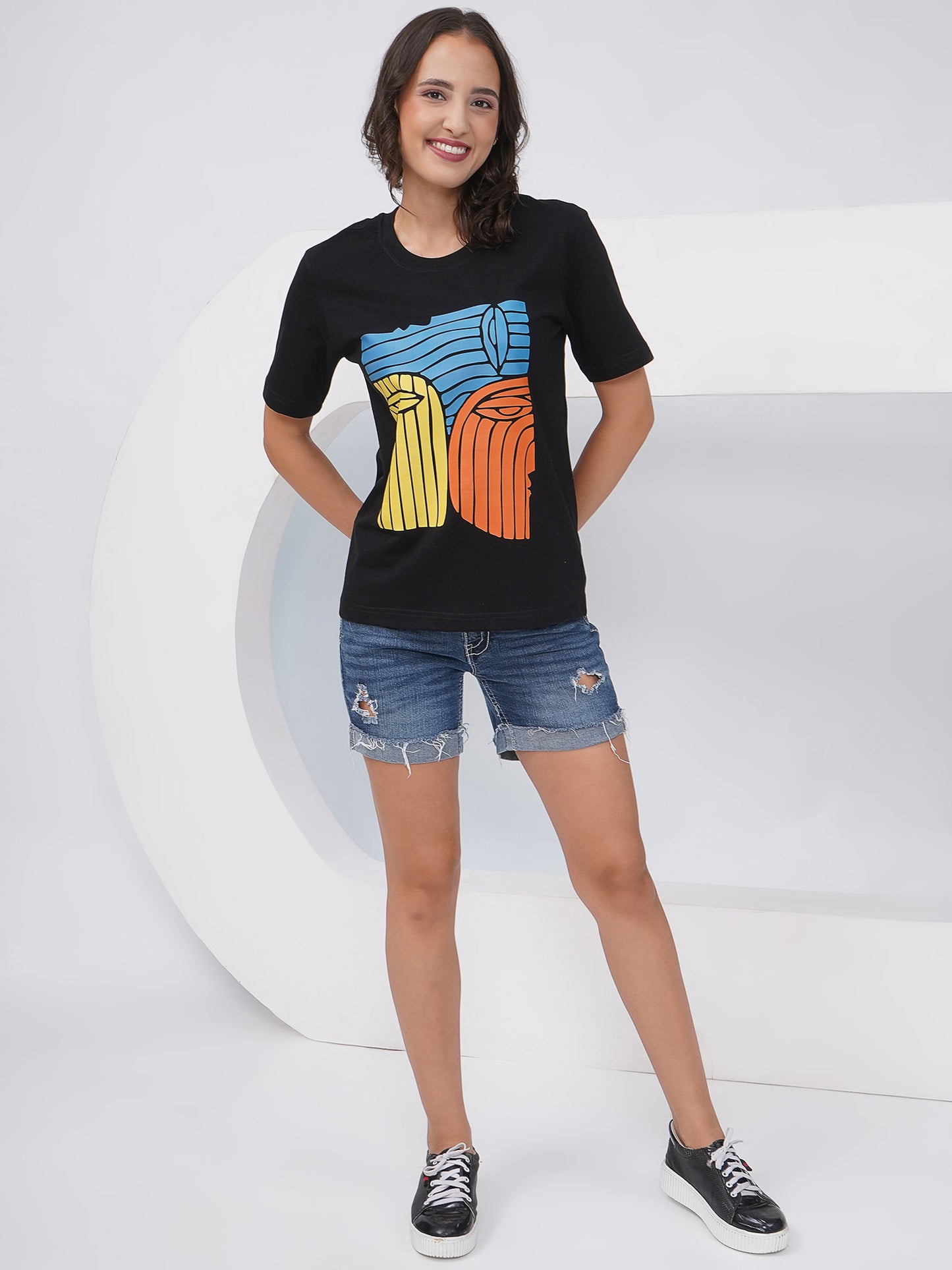 Women's Black Regular Fit Graphic T-Shirt – KWRT007