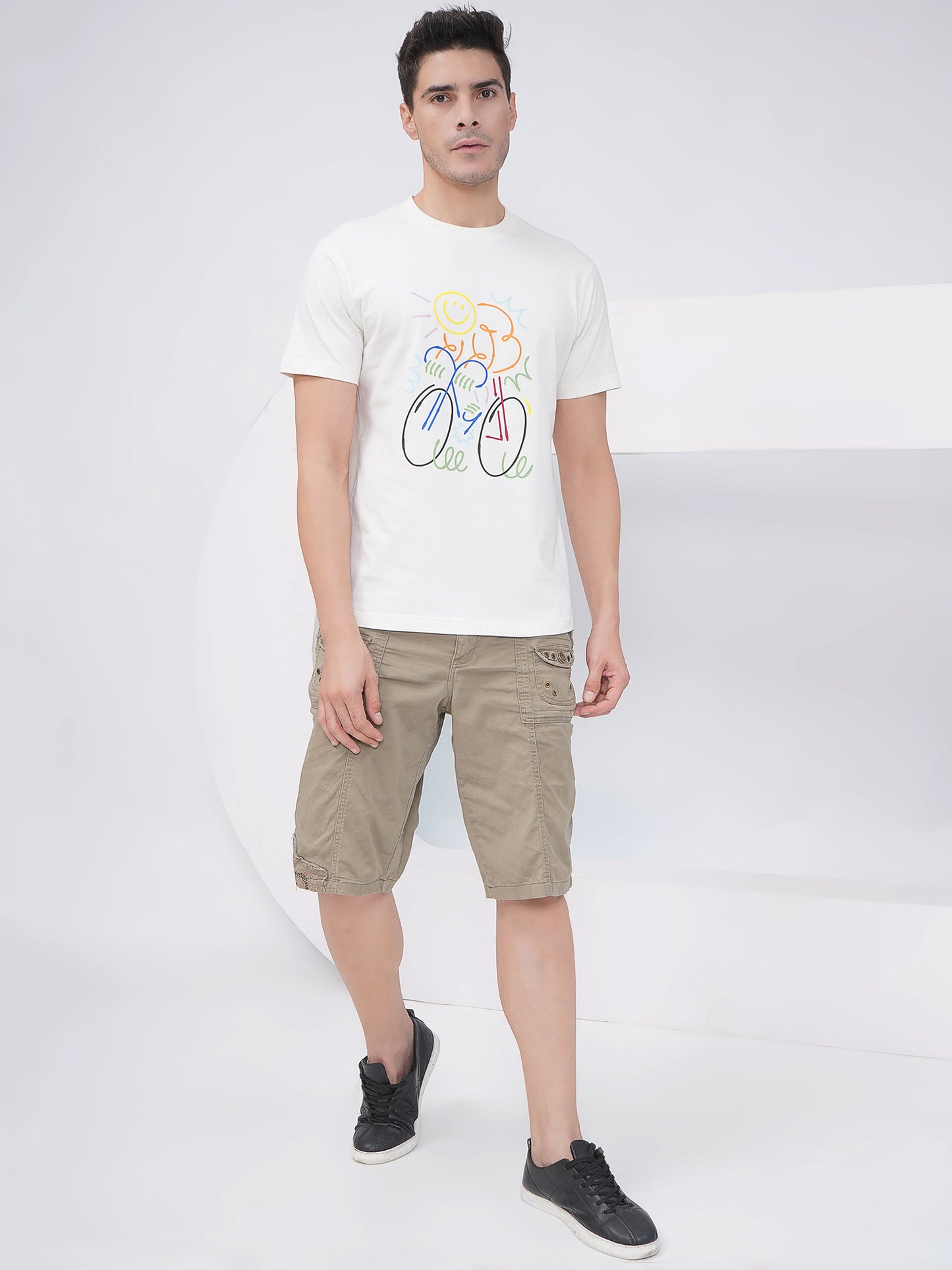 Off-White Men’s Graphic Print T-Shirt – KMRT004