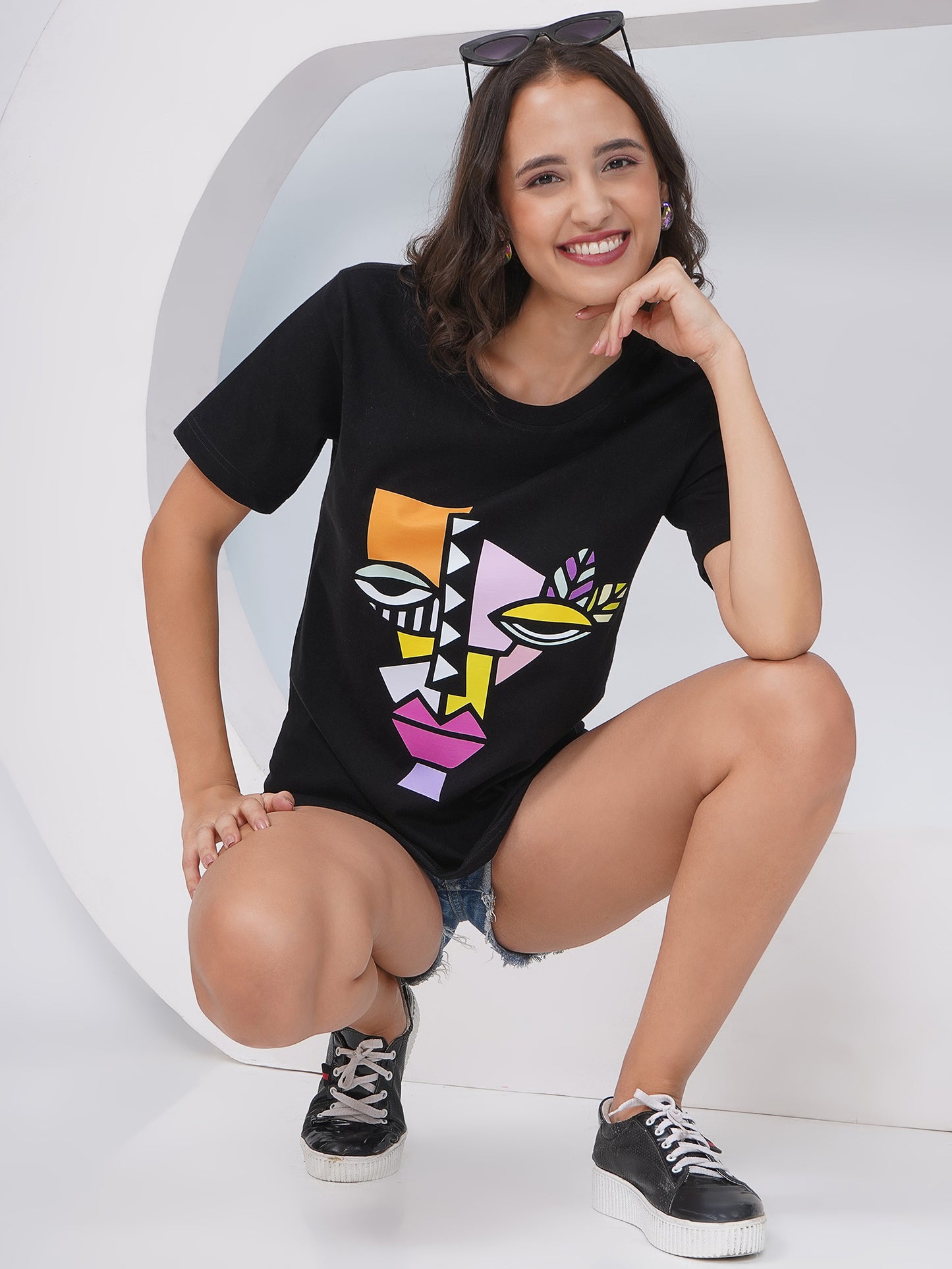 Women's Black Regular Fit Graphic T-Shirt – KWRT009